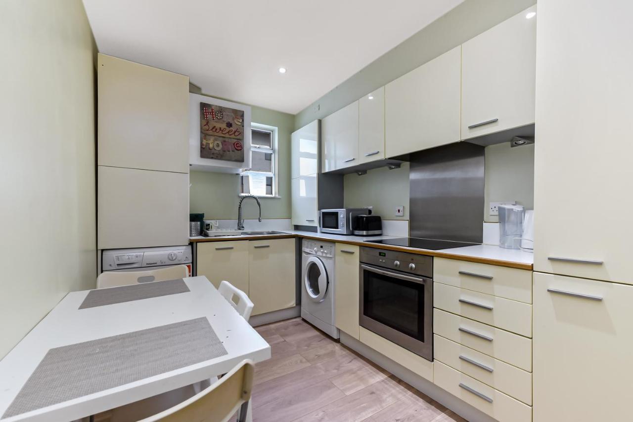 Spacious 2 Bedroom Apartment In Ealing Broadway Екстер'єр фото