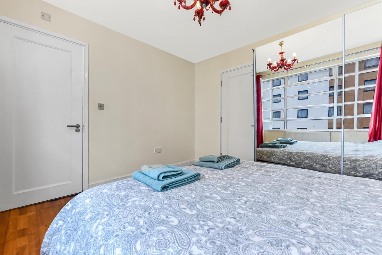 Spacious 2 Bedroom Apartment In Ealing Broadway Екстер'єр фото